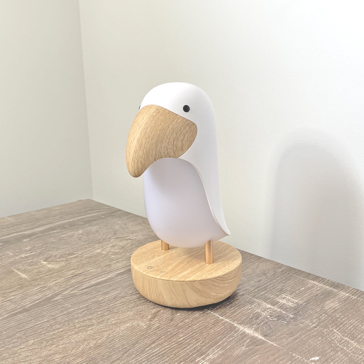 Creative toucan bird lamp kids bedroom light